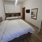 Paolo House 아파트 *